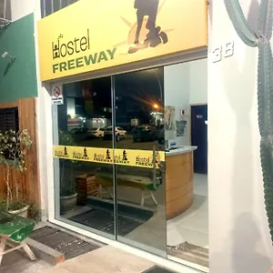  Albergue Freeway